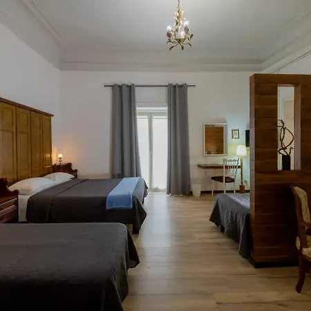 Domus Bed and breakfast 3*