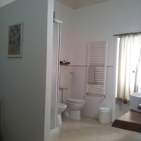 Oda ve Kahvaltı Domus