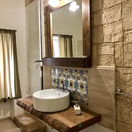 Domus Bed & Breakfast Enna