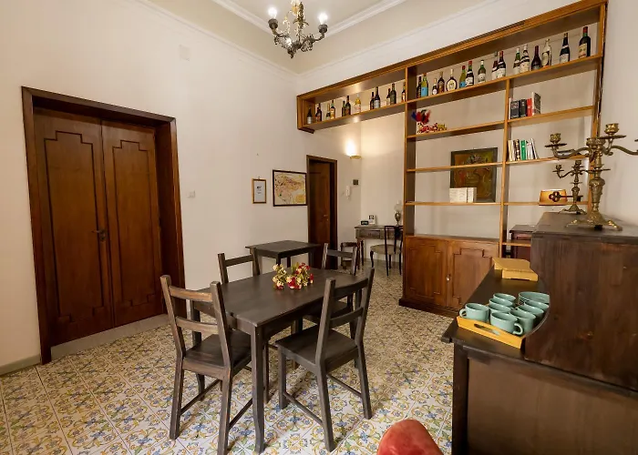 לינה וארוחת בוקר Domus 3*